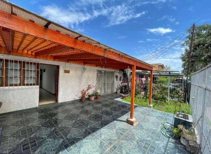 AMPLIA CASA EN AVENIDA EN MAIPU - Imagen 17