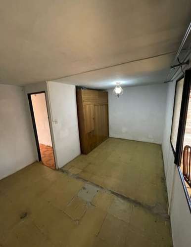 AMPLIA CASA EN AVENIDA EN MAIPU - Imagen 5