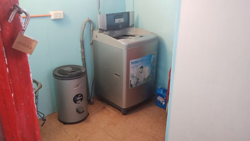 VENDO CASA 5D 2B 8 ESTACIONAMIENTOS - Imagen 47