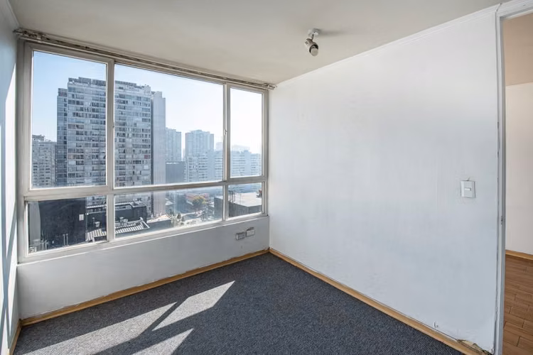 DEPTO 1D/1B EN SANTIAGO CENTRO | BODEGA Y ÁREAS COMUNES