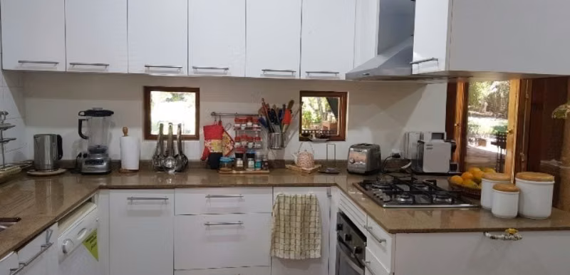 PROPIEDADESAAA, VENDE EXCLUSIVA CASA ENLOS VILLARES, L ANDES