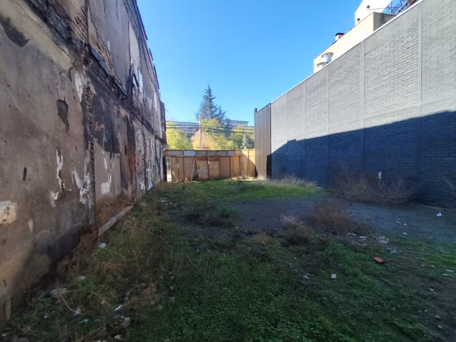 SE VENDE TERRENO. 206 M2. INDEPENDENCIA
