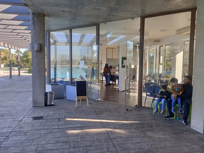 SE VENDE ESPECTACULAR CASA EN CONDOMINIO. SAN BERNARDO.