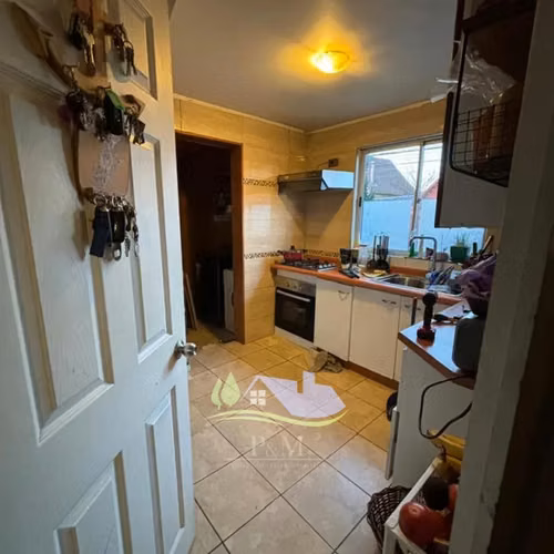 SE VENDE HERMOSA CASA EN SECTOR ARBOLEDA, PORTAL SAN PEDRO 1