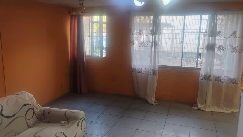RENOVADO DEPTO. PISO 1 CON 2D/1B A MINUTOS DE METRO EL PINO