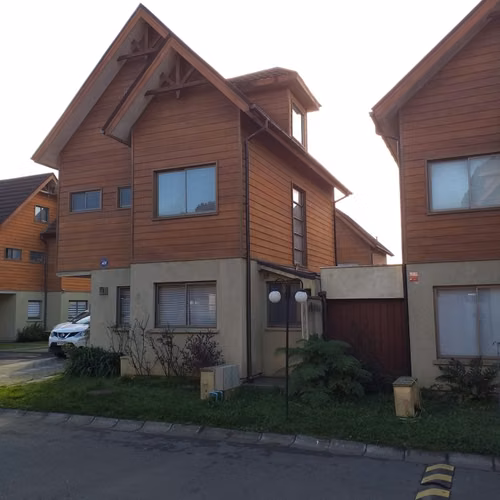 CASA EN VENTA, LOMAS DE SAN SEBASTIÁN, CONCEPCIÓN