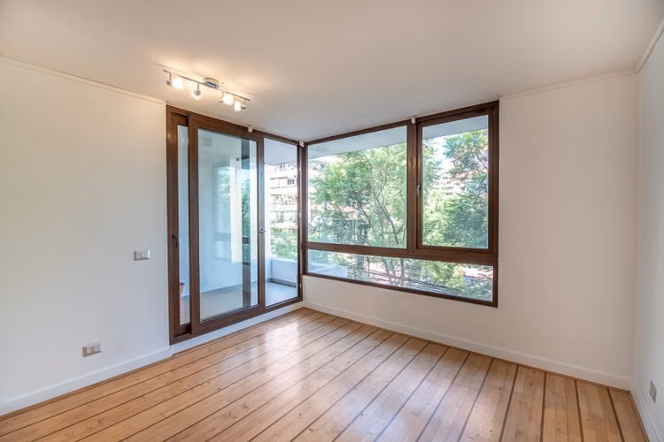 DUPLEX MODERNO CON EXCELENTE UBICACION