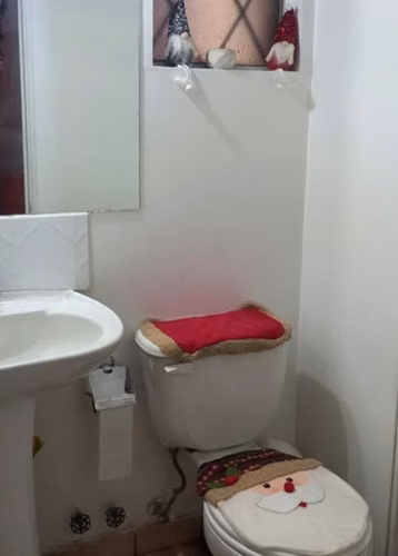 SE VENDE CASA 2 PISOS AMPLIADA RECEPCIÓN FINAL 4D 3B 2E