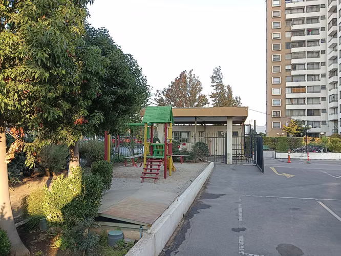 ARRIENDO REBAJADO 2D_1B_1E y Bodega