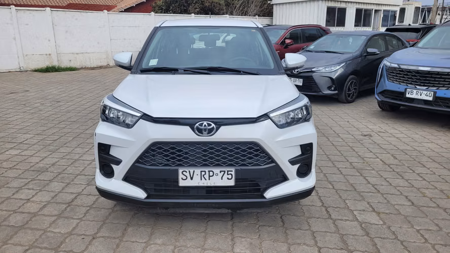 Toyota RAIZE CVT 1.2 FULL AUT. 1.2 • 4x2 • Automática • 2023