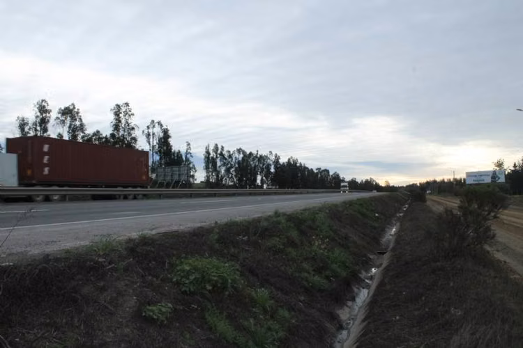 FOCOLARE PROPIEDADES VENDE TERRENO COMERCIAL - Imagen 12