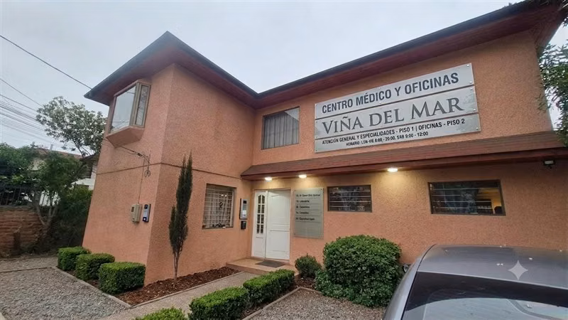 Casa Comercial u Oficinas 6 privados 3 baños en Viña del Mar