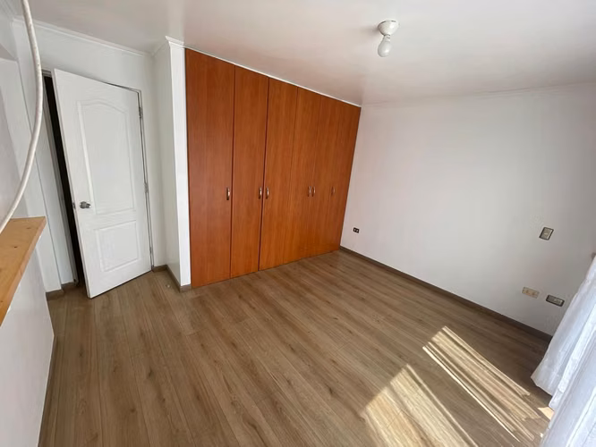 Dueño arrienda casa 4D3B Condominio Parque Balmaceda Sur, Calama
