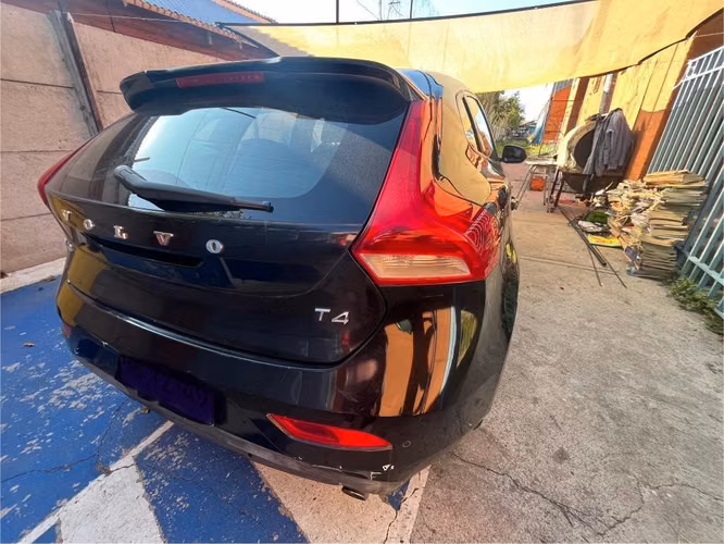 Volvo v 40 1.6