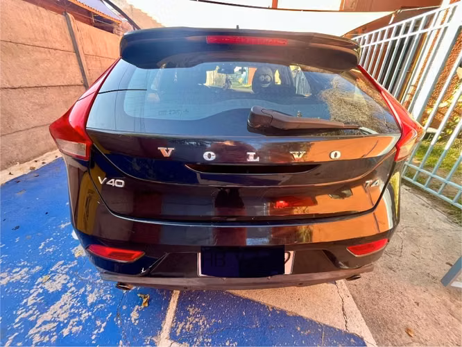 Volvo v 40 1.6