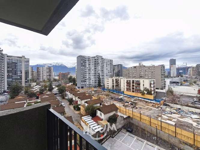 Departamento en Avenida Vicuña Mackenna Oriente