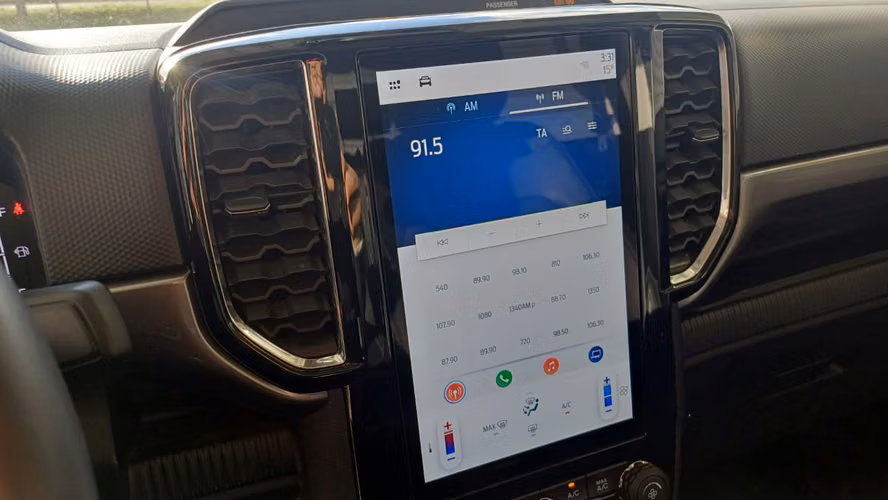 FORD NEW RANGER XLT 4X4 AUTOMÁTICA 2.0 DIÉSEL – AÑO 2024