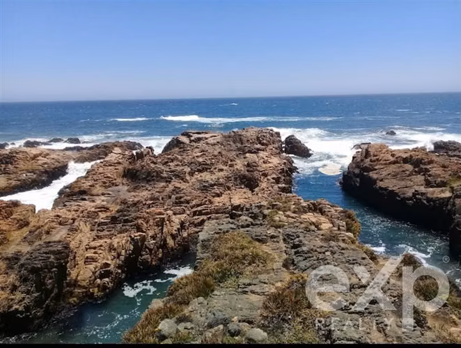 7 parcelas de 5.000 m2 frente al mar cerca de Pullehue