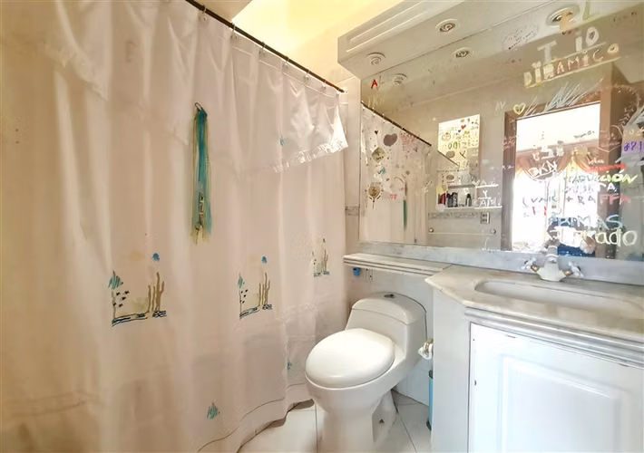 Arriendo casa 5 dorm. en Los Dominicos, Las Condes