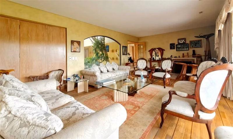 Arriendo casa 5 dorm. en Los Dominicos, Las Condes