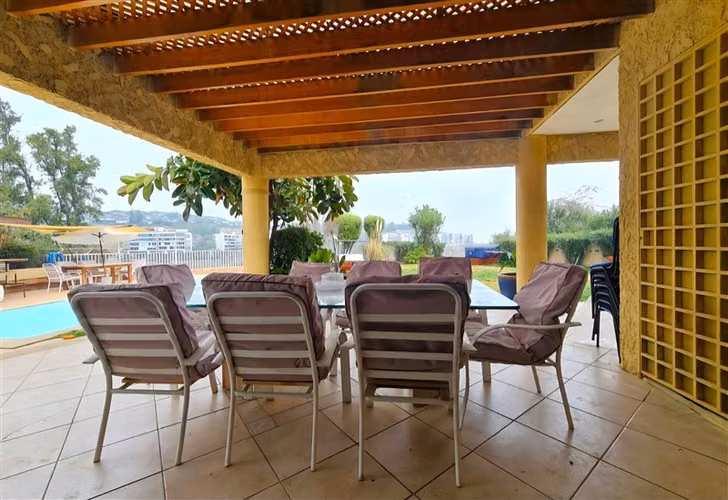 Arriendo casa 5 dorm. en Los Dominicos, Las Condes