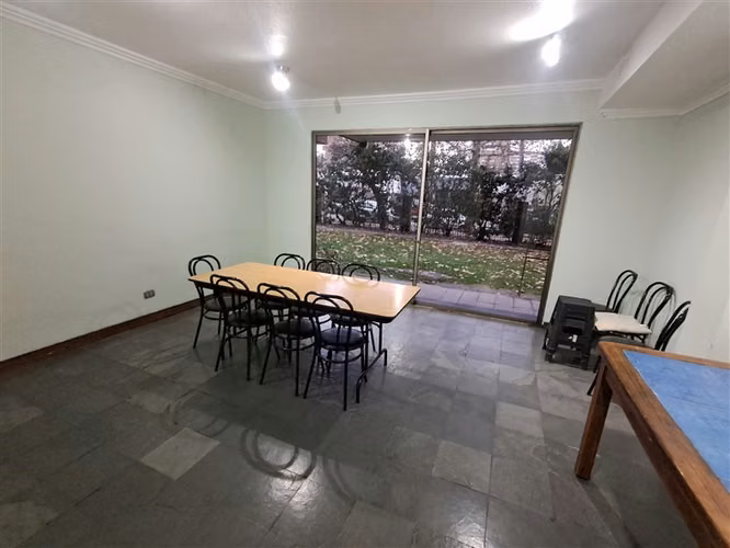Departamento en arriendo de 2 dorm. en Providencia