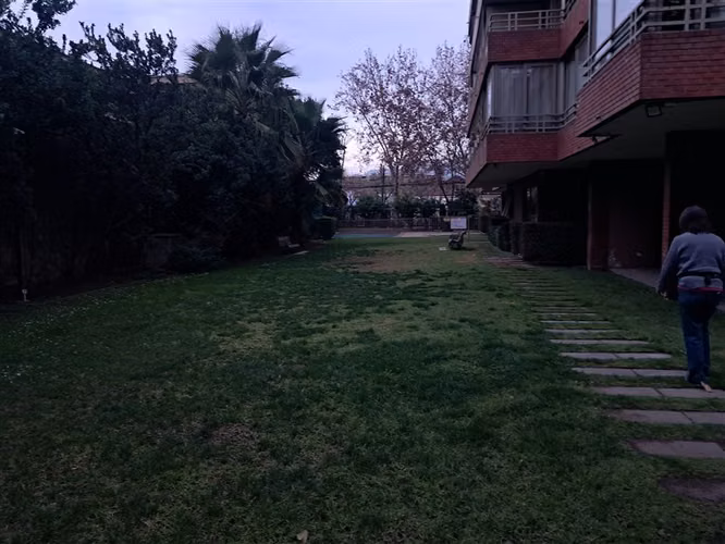 Departamento en arriendo de 2 dorm. en Providencia