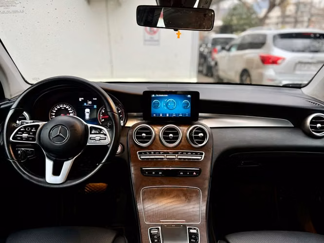 MERCEDES BENZ GLC 200 FL - 2022 | 2528