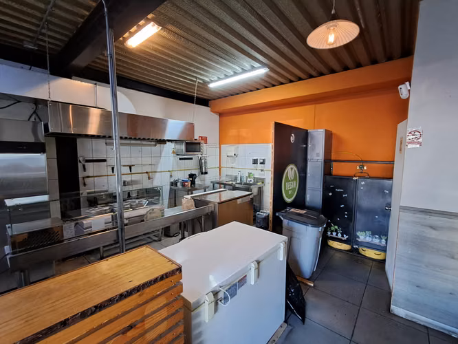 Arriendo Locales Comerciales CHILLAN