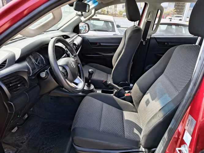 TOYOTA HILUX 2021