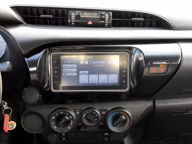 TOYOTA HILUX 2021
