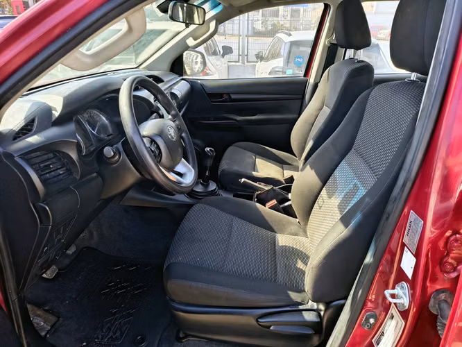 TOYOTA HILUX 2021