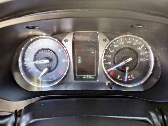 TOYOTA HILUX 2022