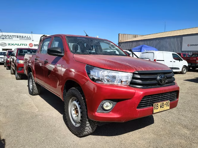 TOYOTA HILUX 2022