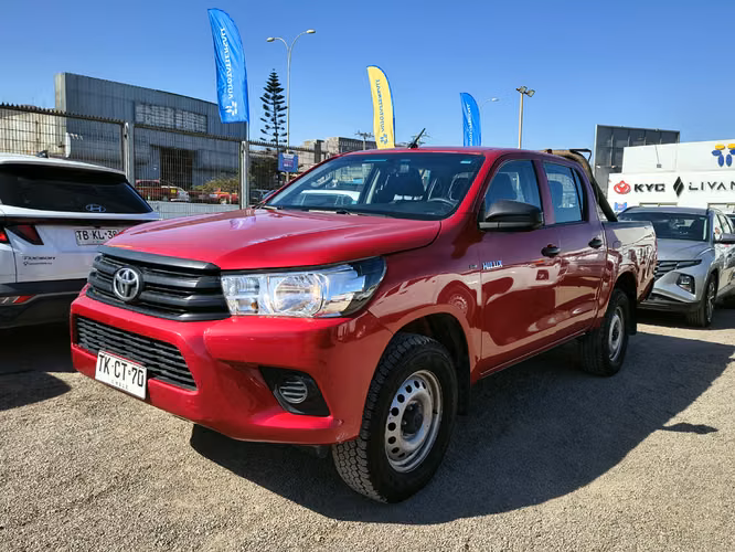 TOYOTA HILUX 2024