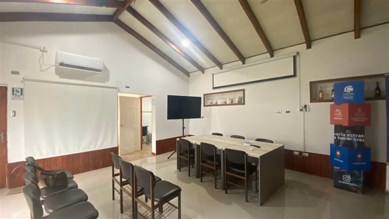 Casa en venta de 3 dorm. en San Carlos