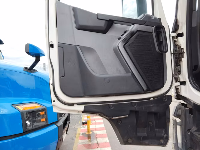 TRACTOCAMION RENAULT T460