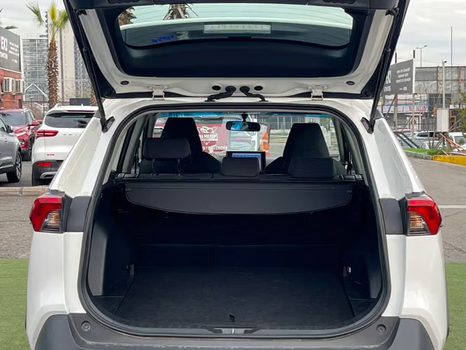 Toyota Rav4  2.0 LE 4X2 CVT AT 5P 2025
