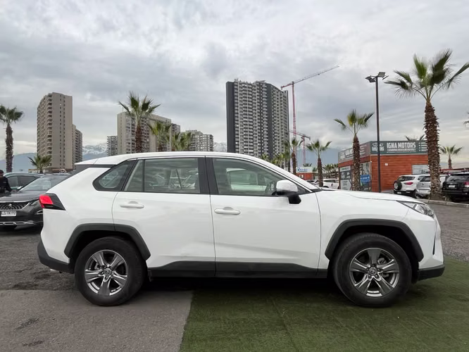 Toyota Rav4  2.0 LE 4X2 CVT AT 5P 2025