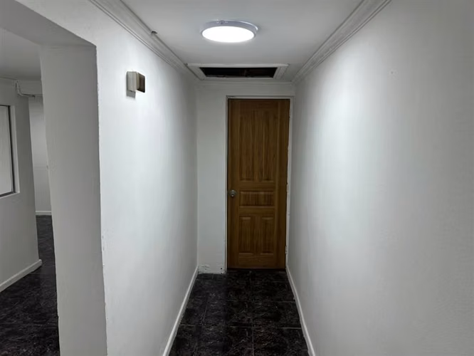 Casa en venta de 7 dorm. en La Florida