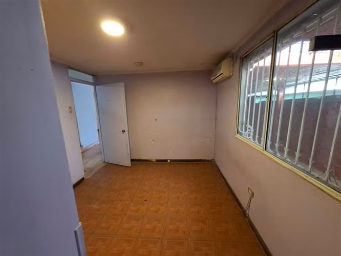 Casa en venta de 5 dorm. en Lo Prado