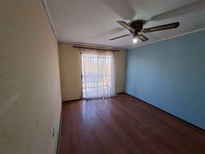 Casa en venta de 5 dorm. en Lo Prado