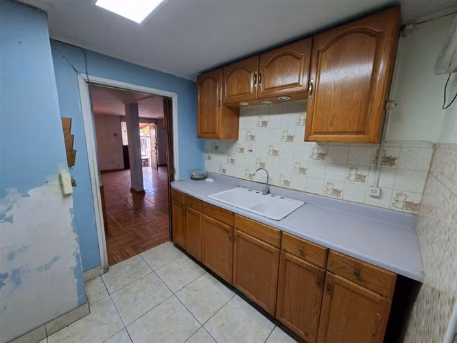 Casa en venta de 5 dorm. en Lo Prado