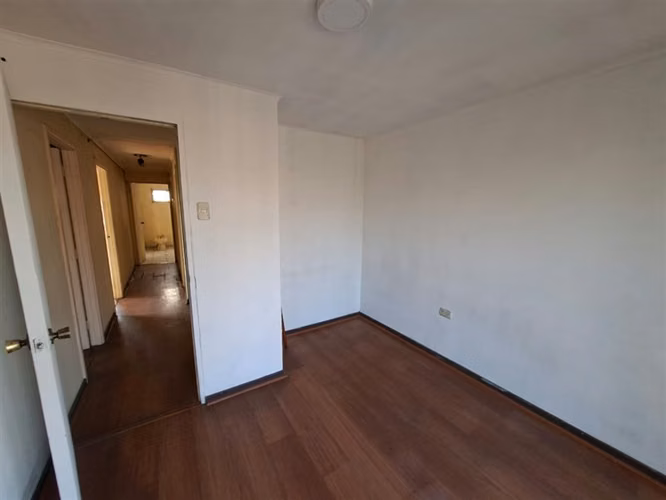 Casa en venta de 5 dorm. en Lo Prado