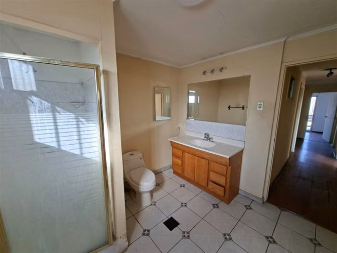 Casa en venta de 5 dorm. en Lo Prado