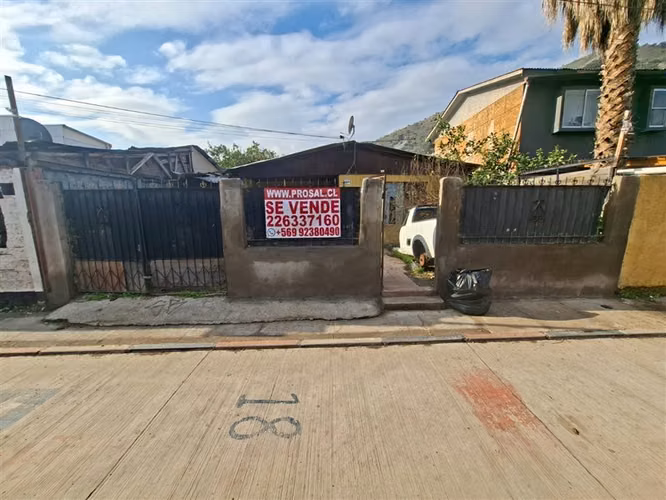 Casa en venta de 4 dorm. en Huechuraba