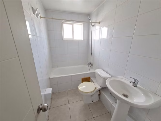 Casa en venta de 4 dorm. en Lampa