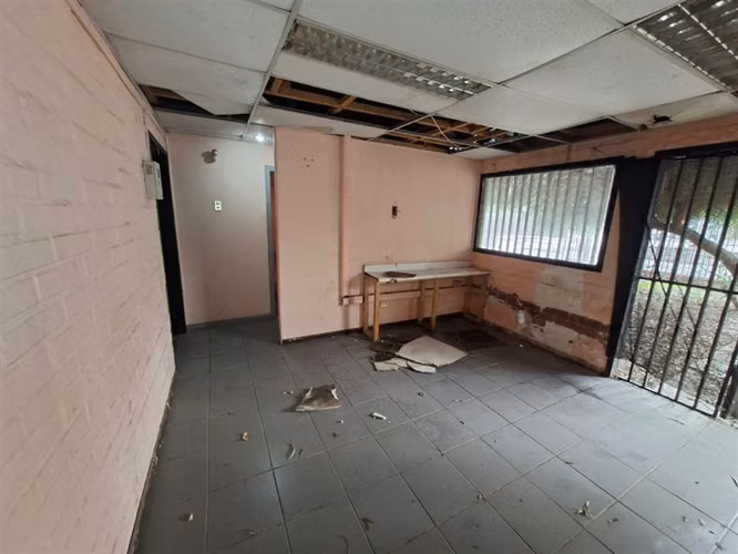 Local Comercial en venta en Lampa