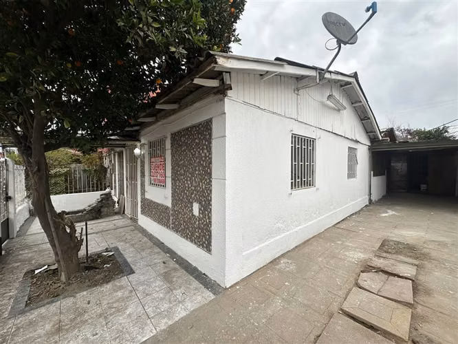 Casa en venta de 3 dorm. en Quinta Normal