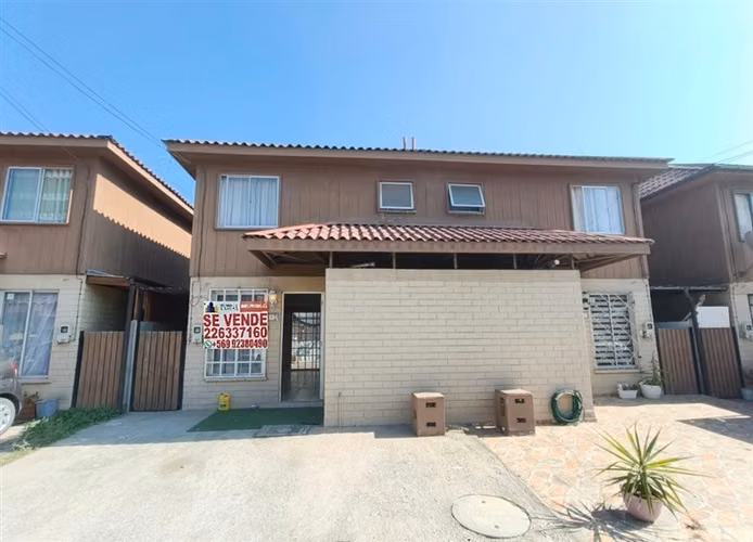 Casa en venta de 3 dorm. en Puente Alto